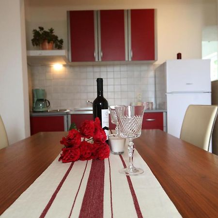 Apartments Noemi Malinska Luaran gambar